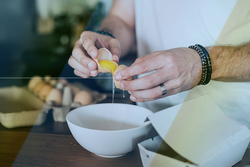 Makan Telur Mentah Untuk Otot Amankah Sfidn Science From Indonesia Articles